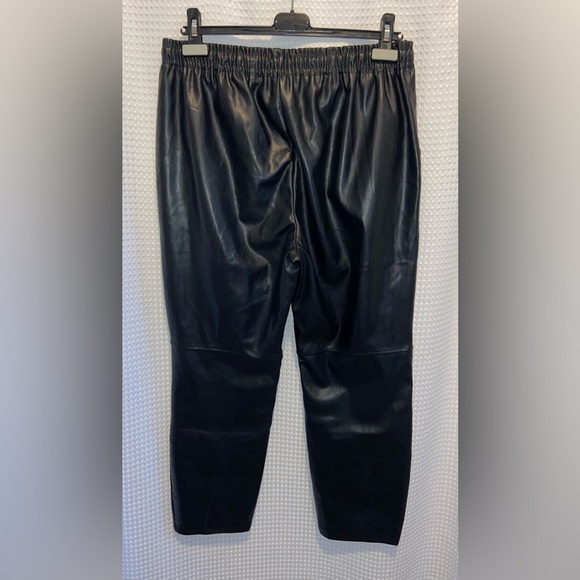 Women’s Laundry by Shelli Segal‎ faux Leather Joggers Pants size Large - Picture 10 of 12